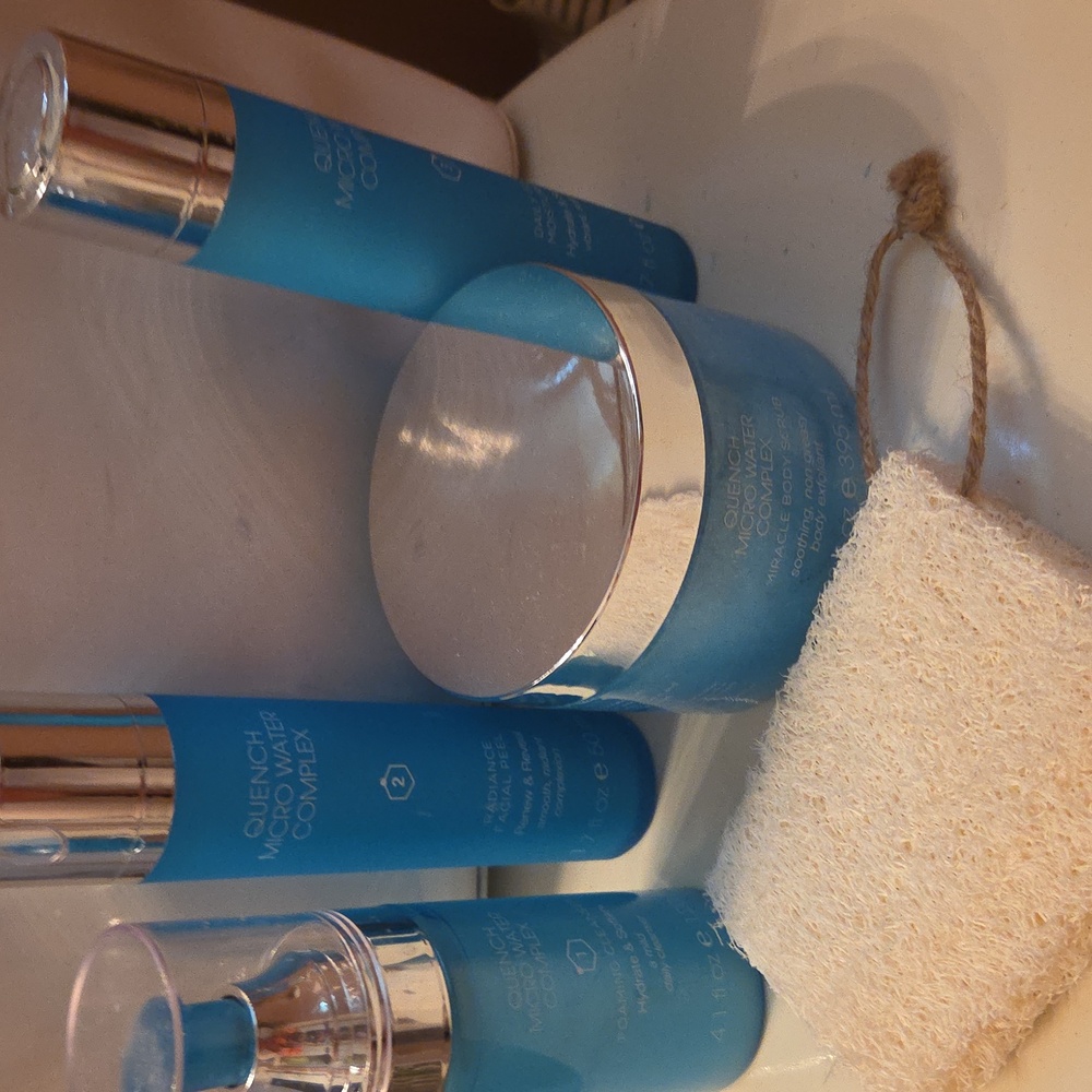 Micro Water Complex Miracle 1  Foaming Cleanser 2Facial Peel 3Body Scrub -4